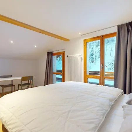Апартаменты De L'ours Authentic Chambesy 6 Pers