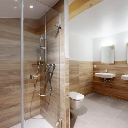 Appartamento De L'ours Authentic Chambésy 6 Pers *